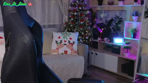 Kira    online show from December 2024 08:38:02 PM