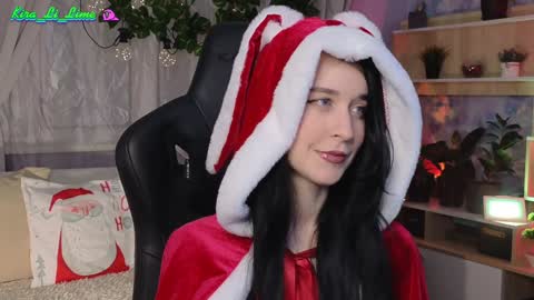 Kira    online show from December 2024 08:45:02 PM