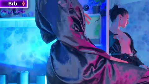 Kira    online show from December 2024 11:49:02 PM