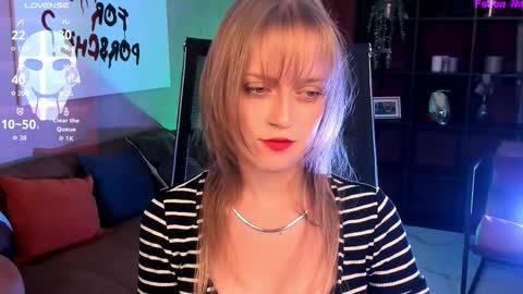 Kira online show from September 2025 05:35:02 PM