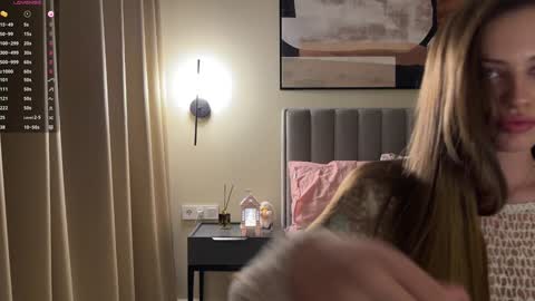 Kira online show from December 2024 01:44:01 PM