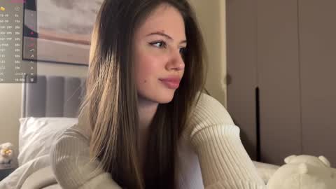 Kira online show from December 2024 12:45:02 PM