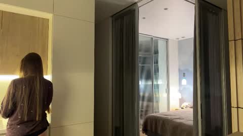 Kira online show from January 2026 05:29:02 PM