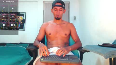 Snapshot of kiran_01 chatting on January 2025 08:28:02 PM kiran_01 online show from January 2025 08:28:02 PM