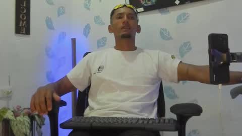 Snapshot of kiran_01 chatting on October 2025 08:33:02 PM kiran_01 online show from October 2025 08:33:02 PM