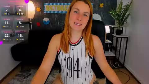 Snapshot of kiraxmoon chatting on September 2025 06:23:02 AM kiraxmoon online show from September 2025 06:23:02 AM