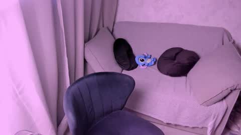 Kira online show from February 2025 07:49:02 PM