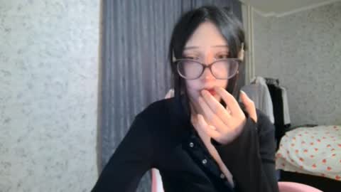 Nicole online show from September 2025 06:44:02 PM