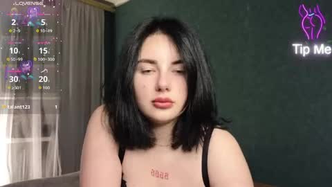 Kira online show from March 2026 07:28:01 PM