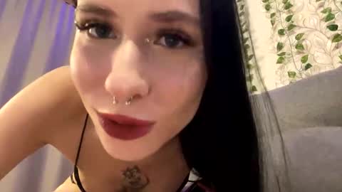 Snapshot of kisa_lisa_ chatting on November 2025 05:37:01 PM Kisa Lisa  online show from November 2025 05:37:01 PM