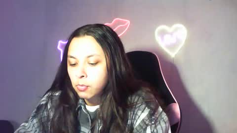 kiss_ameliaa online show from February 2025 02:30:01 PM