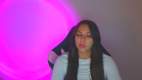 kiss_ameliaa online show from October 2025 10:00:02 AM