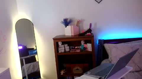 Morgan Monroe online show from July 2026 02:27:01 AM