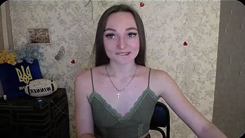 Snapshot of kiss_shy chatting on December 2024 09:43:02 AM Valeria online show from December 2024 09:43:02 AM
