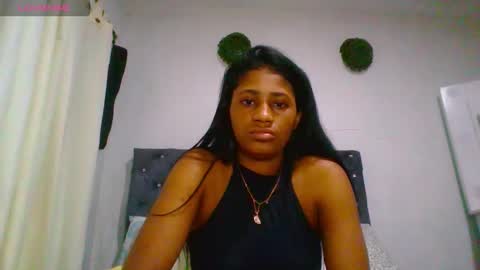Snapshot of kiss_violet chatting on January 2026 11:19:02 PM Violet online show from January 2026 11:19:02 PM