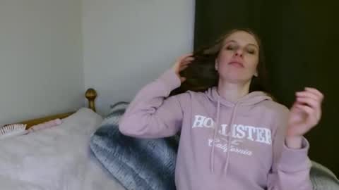 Allie online show from December 2024 06:04:01 AM