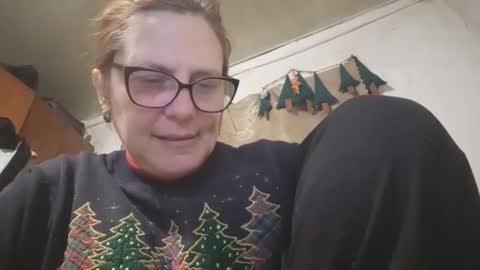 kissandvibe online show from November 2025 09:16:01 PM