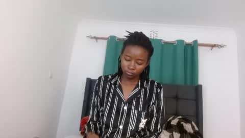 Snapshot of kisses_galore chatting on July 2026 07:06:02 PM kisses_galore online show from July 2026 07:06:02 PM