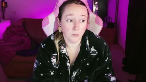 kissica online show from January 2025 06:17:01 PM