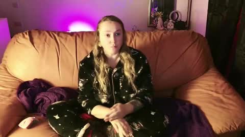 kissica online show from January 2025 04:50:02 PM