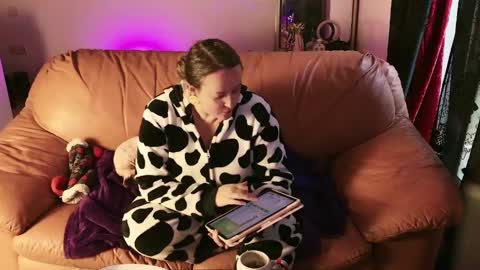 kissica online show from January 2025 12:42:01 PM