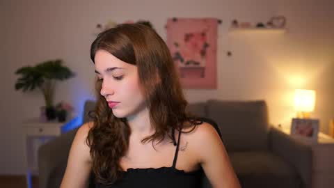 Snapshot of kissiecat chatting on September 2025 06:20:02 PM Sisi online show from September 2025 06:20:02 PM
