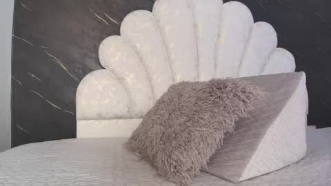 BELLA FLAME online show from March 2026 07:07:01 PM