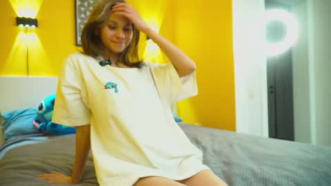 Snapshot of kissmesloww chatting on September 2025 02:51:02 PM Snezhana online show from September 2025 02:51:02 PM