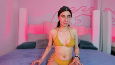 Kitana online show from September 2025 07:59:01 PM