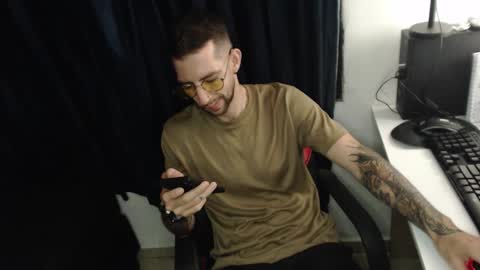 kitcatdreams online show from April 2026 12:00:01 AM