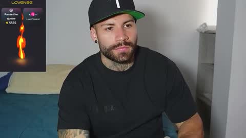 kite__ online show from November 2025 05:36:02 PM