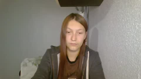 Snapshot of kiti_kitiss chatting on October 2025 01:54:01 PM kiti_kitiss online show from October 2025 01:54:01 PM