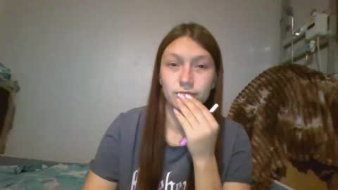 Snapshot of kiti_kitiss chatting on October 2025 03:35:01 PM kiti_kitiss online show from October 2025 03:35:01 PM