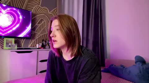 Tanesha online show from April 2026 02:05:01 PM