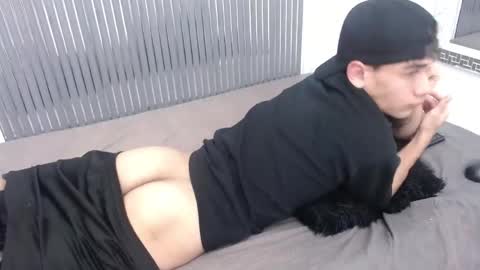 kitsune_44 online show from April 2026 07:41:01 PM