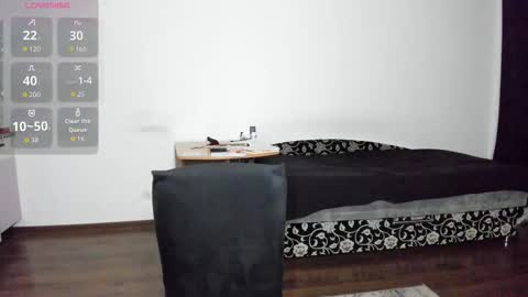 Kitsune online show from September 2025 08:23:01 PM