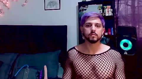 Alejandro online show from October 2025 07:55:01 PM