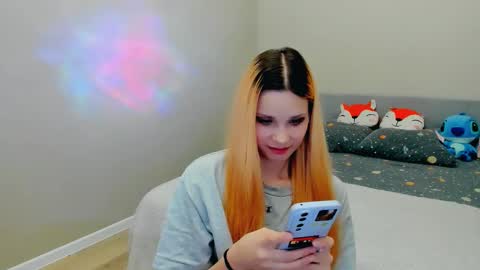 Alissa online show from October 2025 08:07:02 PM