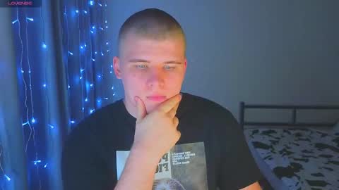 Vlad online show from December 2025 04:02:01 PM