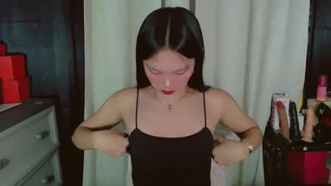 KITTY online show from April 2026 09:04:02 PM