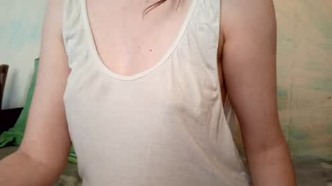 Snapshot of kittie_creme chatting on July 2026 05:33:01 AM Kittie Creme online show from July 2026 05:33:01 AM