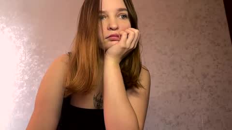 Snapshot of kitty_4you chatting on March 2025 08:23:02 AM kitty_4you online show from March 2025 08:23:02 AM