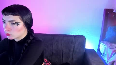 kitty__chs online show from October 2025 01:34:01 PM