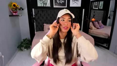 Kitty online show from September 2025 10:52:02 AM