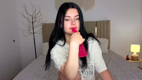 Snapshot of kitty_cut1ee_ chatting on June 2026 05:56:02 AM kitty_cut1ee_ online show from June 2026 05:56:02 AM