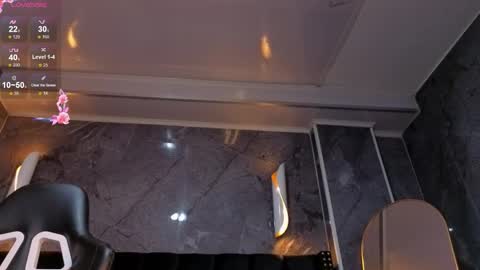 kitty_fox_b online show from March 2026 01:11:02 PM