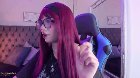 Camila online show from October 2025 02:39:02 AM