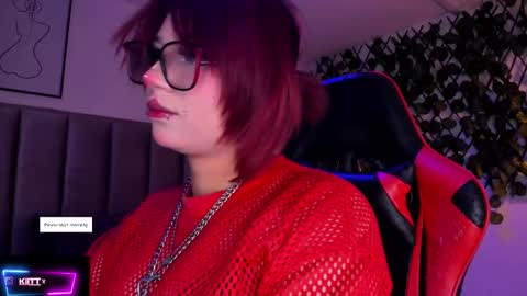 Camila online show from October 2025 02:46:02 AM