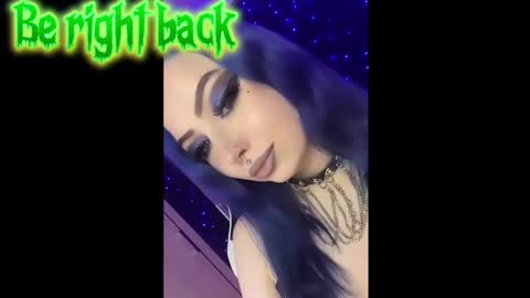 Hey  Im Ellie  if you like me and like my show give me a thumbs up hehe online show from February 2025 09:25:02 PM