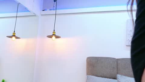 kitty_model online show from November 2025 12:37:02 PM